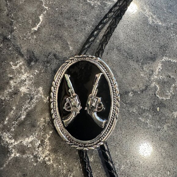Other - 2 Guns Bolo Tie & Cowboy Belt Buckle